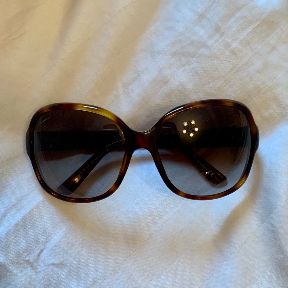 Gucci sunglasses